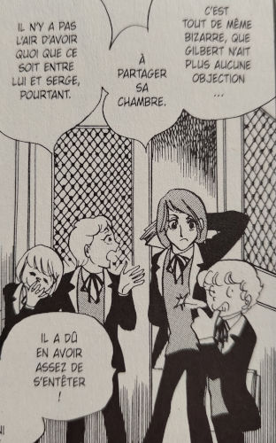 Case de manga, représentant quatre garçons qui commentent les actions de Gilbert et Serge, les deux protagonistes du manga « Le Poème du vent et des arbres ».